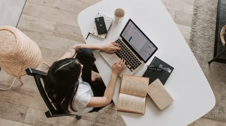 Top 5 Self-Guided Tech Courses: Which One is the Best?
